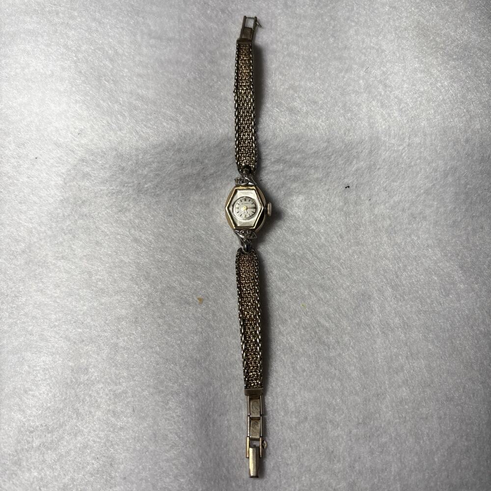Vintage Bulova Ladies Cocktail Watch Gold Mesh Bracelet Runs & Keeps Time